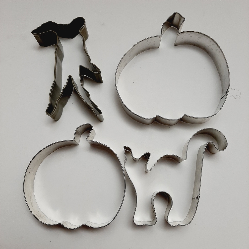 🍒4 for $20🍒 Halloween 4x Cookie Cutter Set - Metal - Cat 2x Pumpkin & Zombie